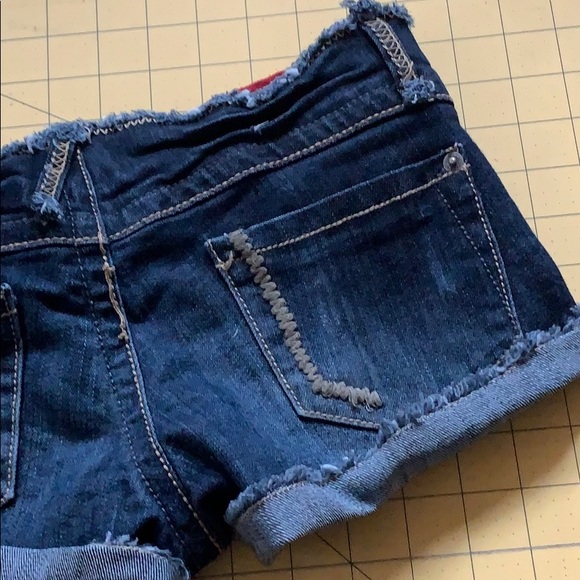 Twelve K jean shorts size 3 - Picture 5 of 6